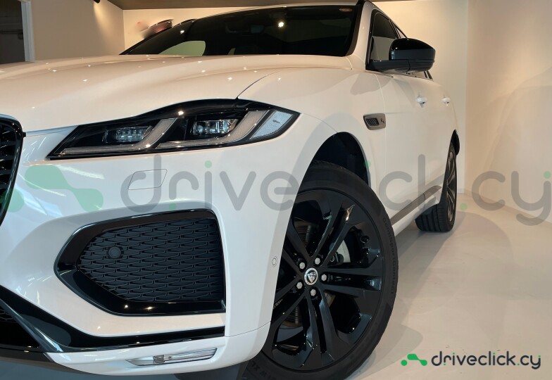 Jaguar F-Pace White