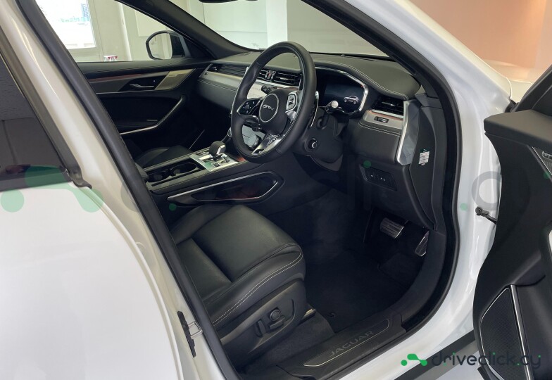 Jaguar F-Pace White