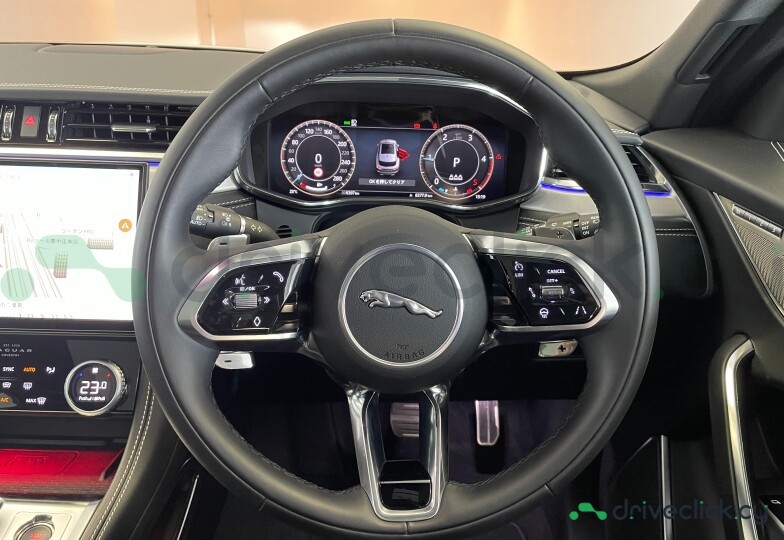 Jaguar F-Pace White
