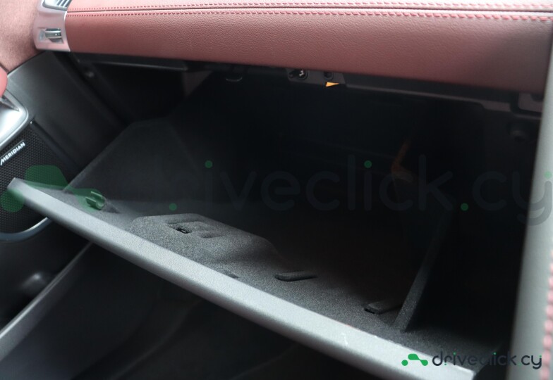 Jaguar E-Pace Black
