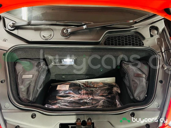 Lamborghini Huracan Оранжевый