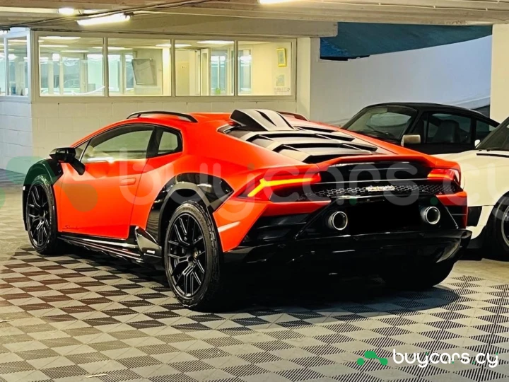 Lamborghini Huracan Оранжевый