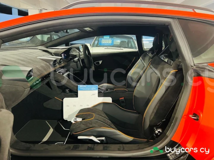 Lamborghini Huracan Оранжевый
