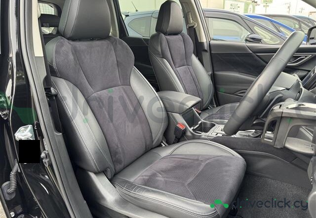 Subaru Forester Black