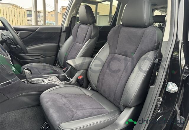 Subaru Forester Black