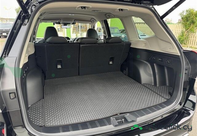 Subaru Forester Black