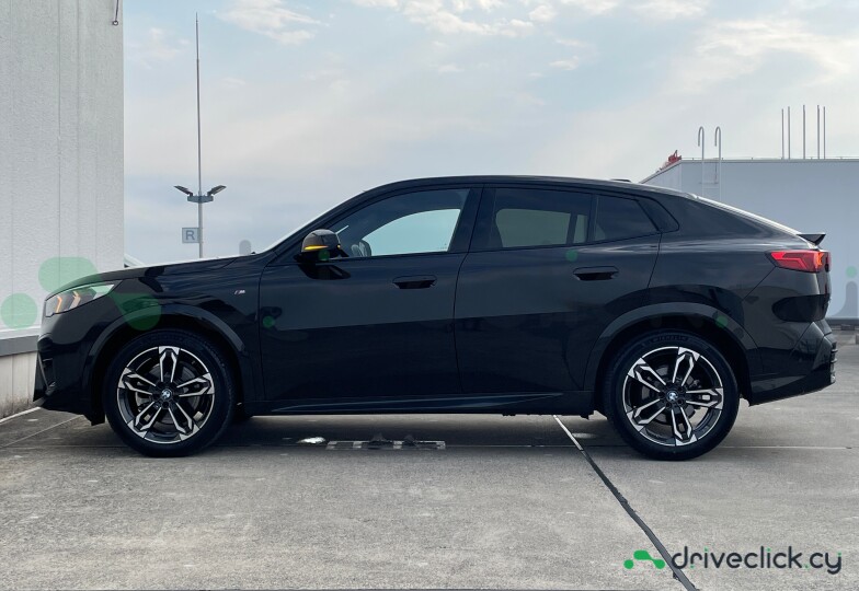 BMW X2 Black