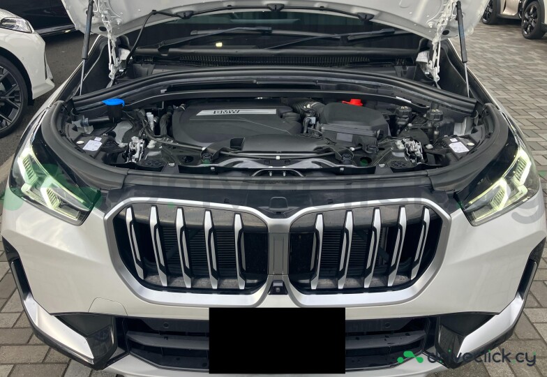 BMW X1 White