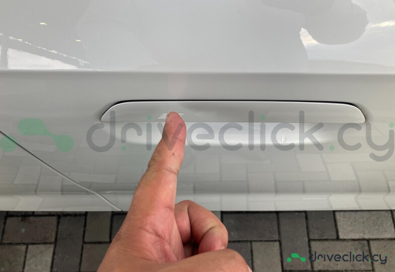 BMW X1 White