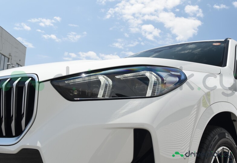 BMW X1 White
