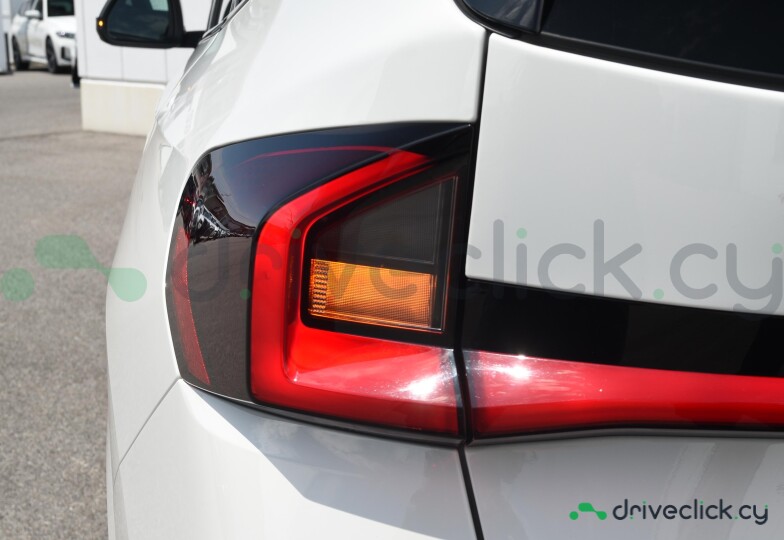 BMW X1 White
