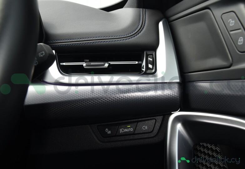 BMW X1 White