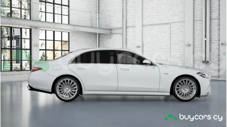 Mercedes S-class Белый