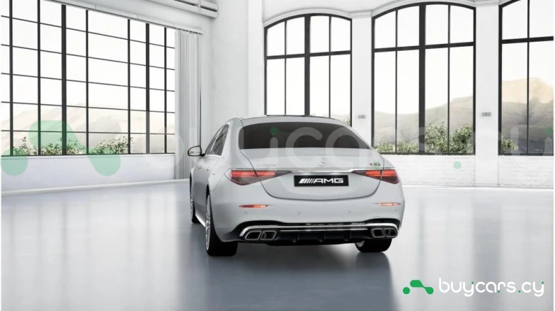 Mercedes S-class Белый