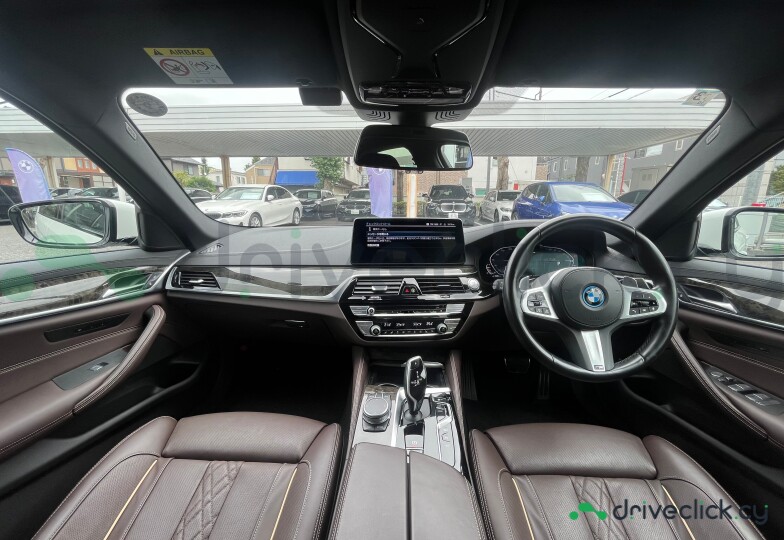BMW 5 series Белый