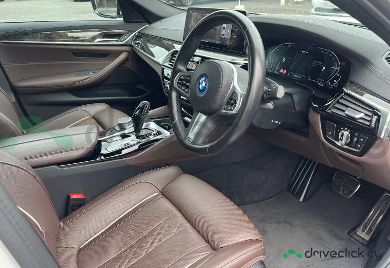 BMW 5 series Белый
