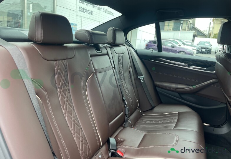 BMW 5 series Белый