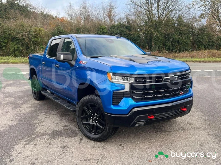 Chevrolet Silverado Blue