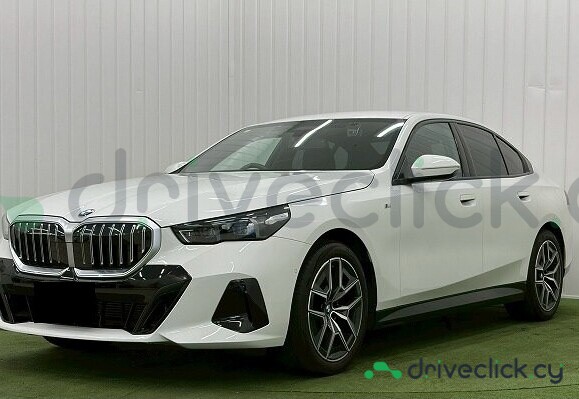 BMW 5 series Белый