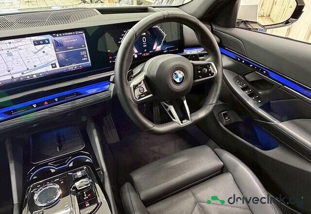 BMW 5 series Белый