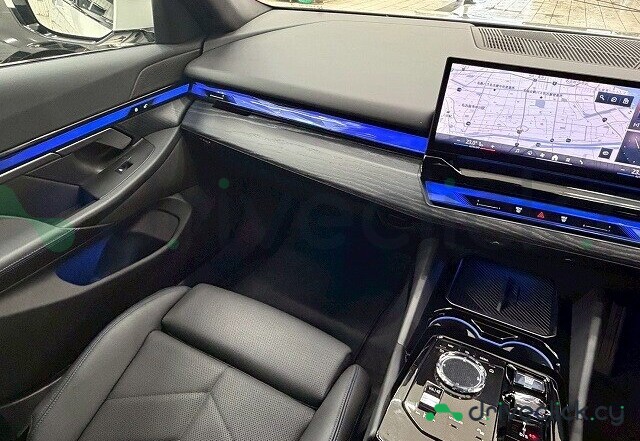 BMW 5 series Белый