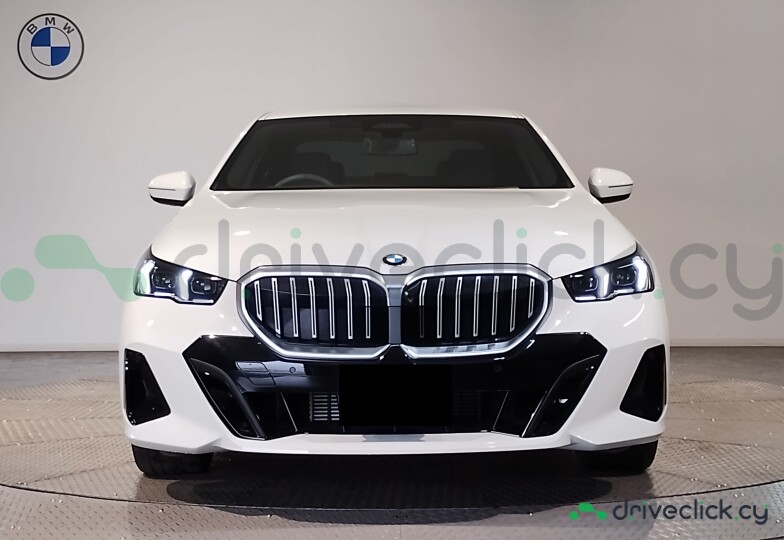 BMW 5 series Белый