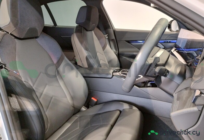 BMW 5 series Белый