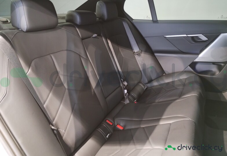 BMW 5 series Белый