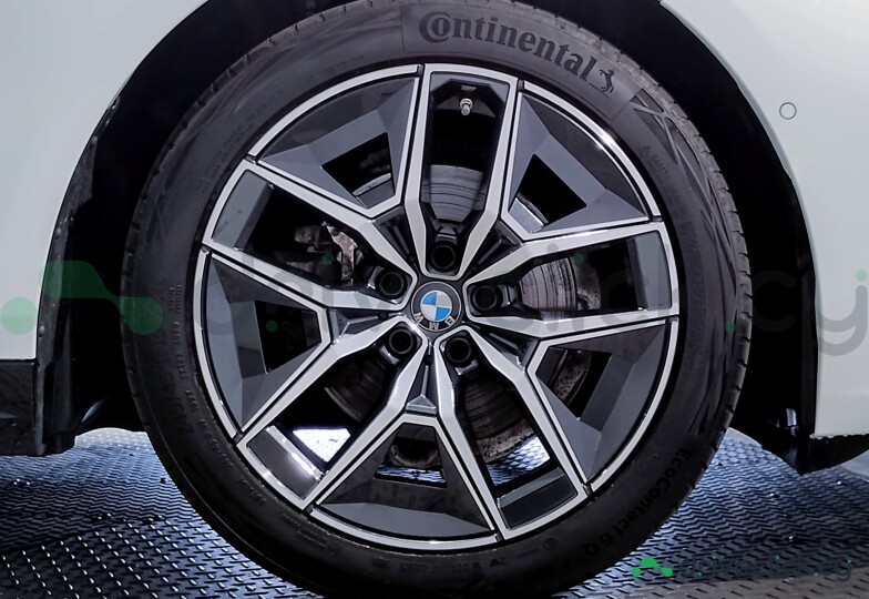 BMW 5 series Белый