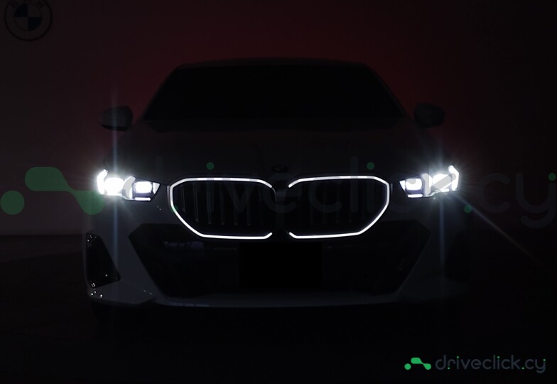 BMW 5 series Белый
