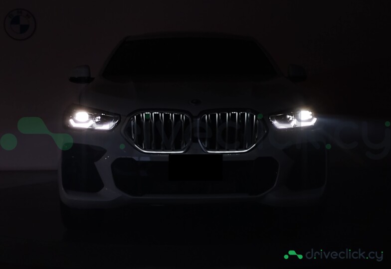 BMW X6 White