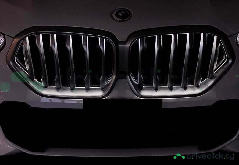 BMW X6 White