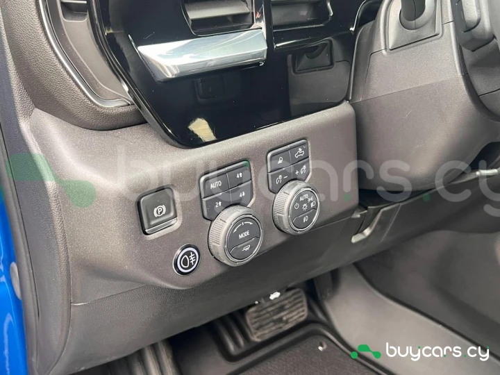 Chevrolet Silverado Blue