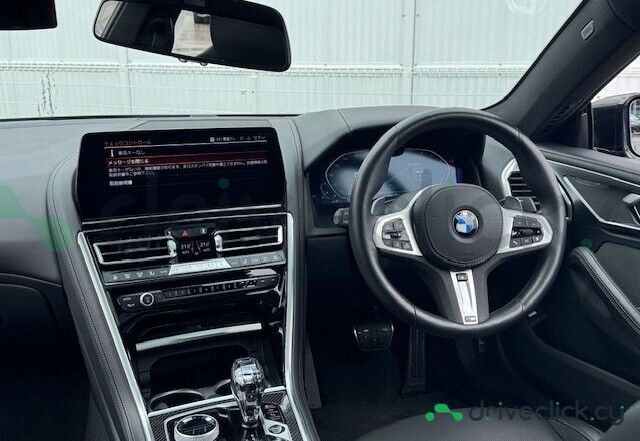 BMW 8 series Черный