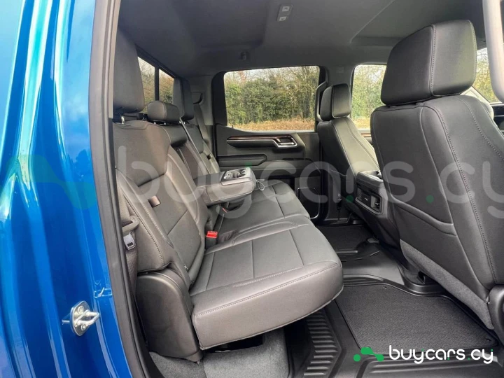 Chevrolet Silverado Blue