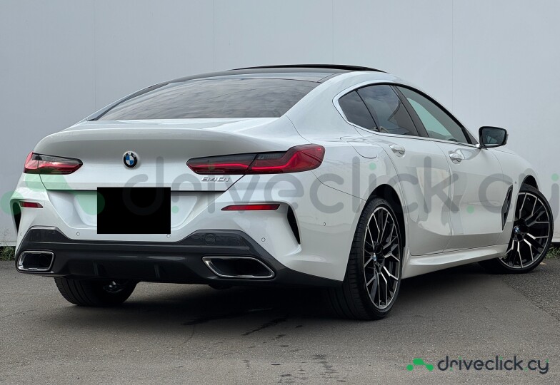 BMW 8 series Белый