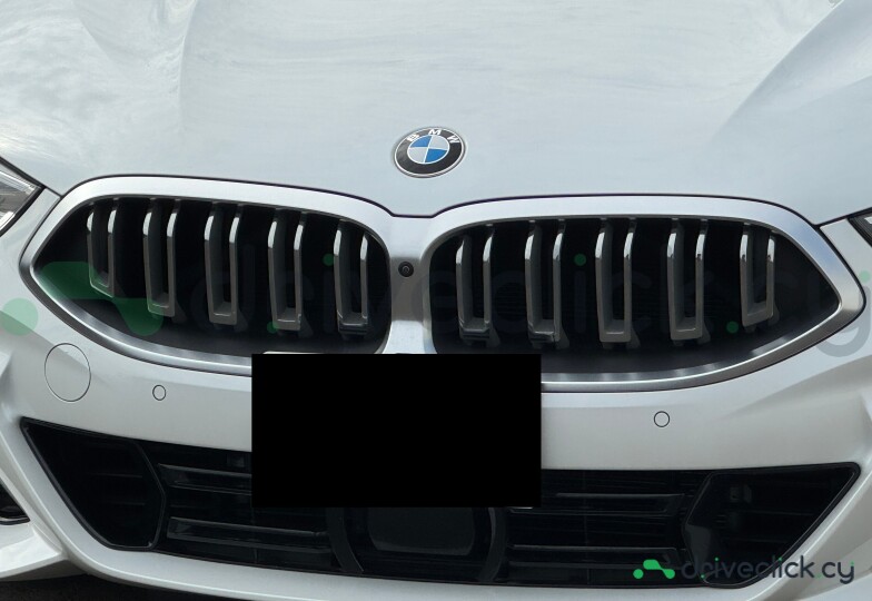 BMW 8 series Белый