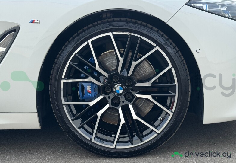 BMW 8 series Белый
