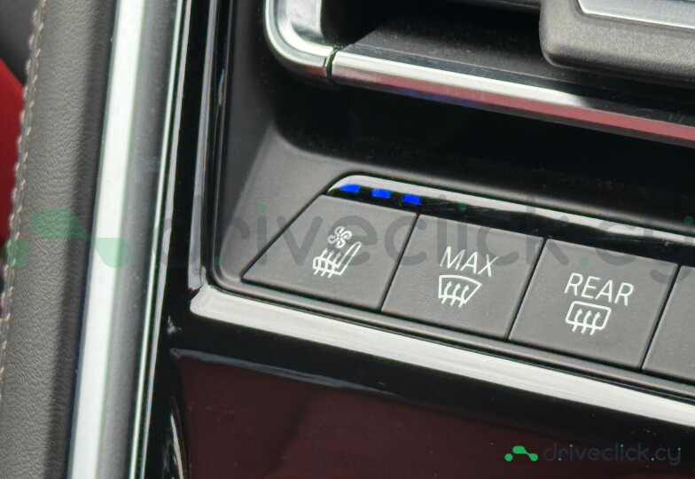 BMW 8 series Белый