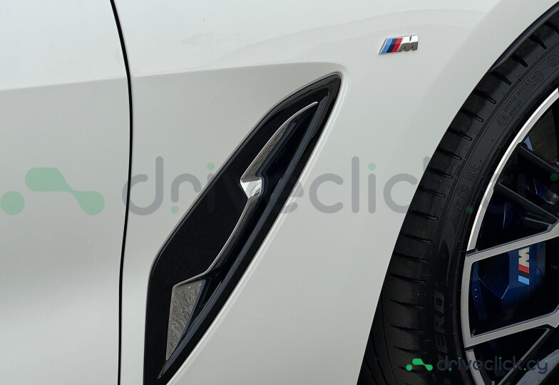 BMW 8 series Белый