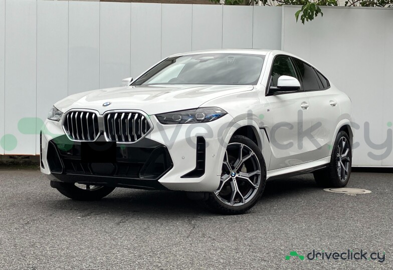 BMW X6 White