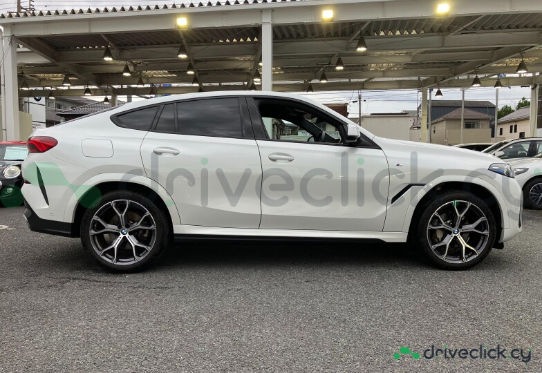 BMW X6 White