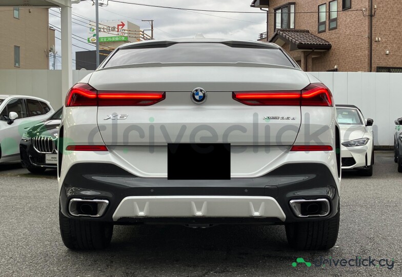 BMW X6 White