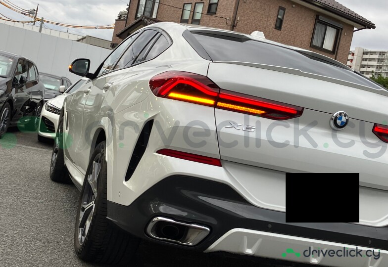 BMW X6 White
