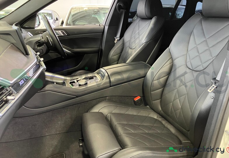 BMW X6 White