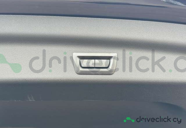 BMW X1 Black