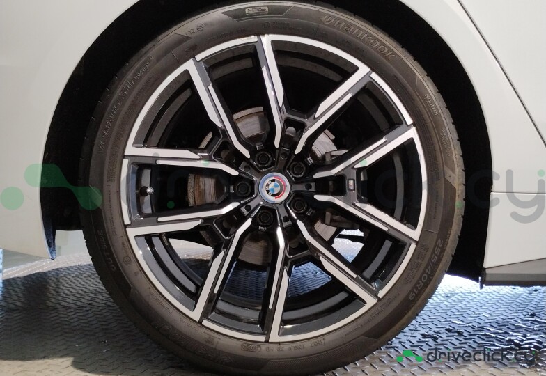 BMW 4 series White