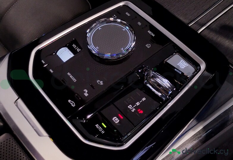 BMW 7 series Black