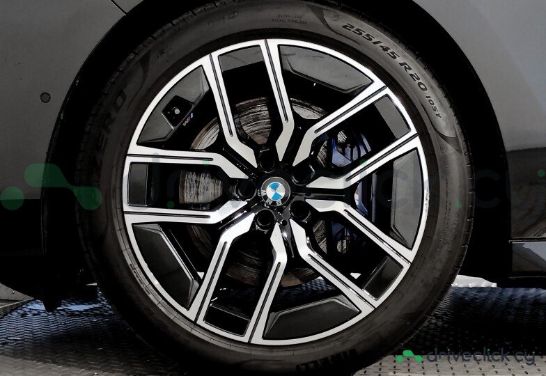 BMW 7 series Black