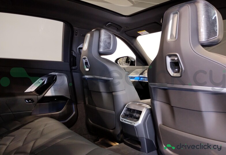 BMW 7 series Black